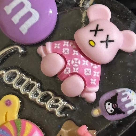 Cute Keychain with Charms - Picture 3 of 5